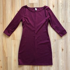 Old Navy burgundy long sleeve shift dress